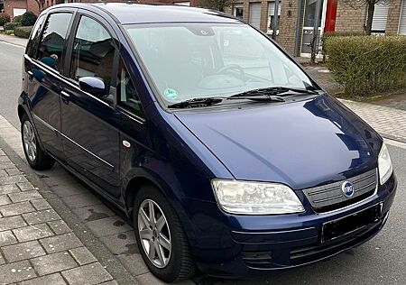 Fiat Idea 1.4 16V Emotion