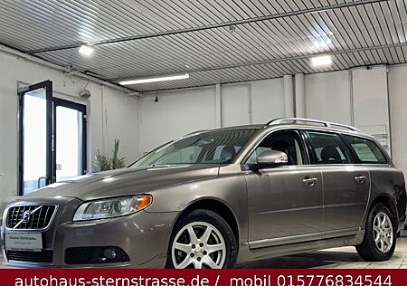 Volvo V70 *Momentum*2.Ha.*Leder*Bi-Xen.*PDC*SHZ*
