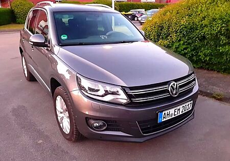 VW Tiguan Volkswagen 2.0 TDI DSG 4MOTION BMT LIFE LIFE Blu...