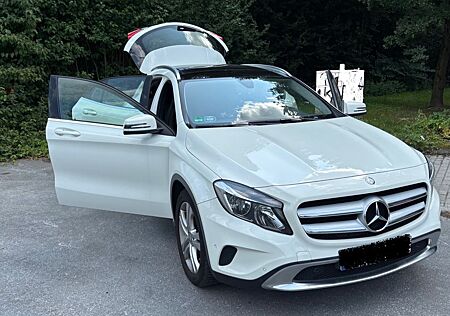 Mercedes-Benz GLA 180 d Urban Urban