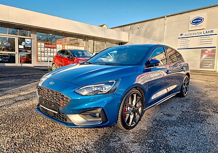 Ford Focus ST 2.3 EcoBoost