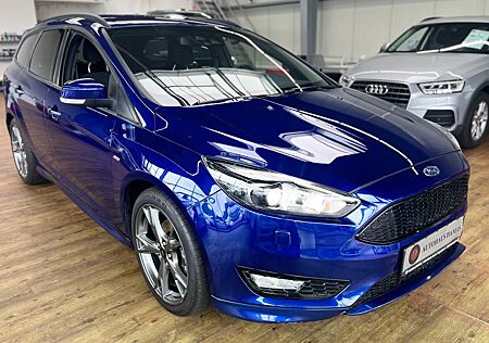 Ford Focus Turnier ST-Line NAVI,Bi-XENON,8FACHBEREIFT