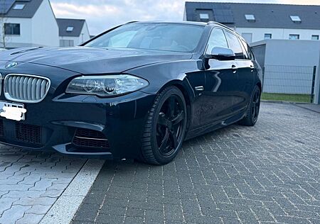 BMW M550d xDrive Touring A M