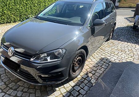 VW Golf Volkswagen 1.4 TSI 92kW BMT Comfortline Variant Co...