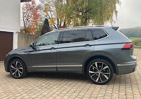 VW Tiguan Allspace Volkswagen R 4M Leder AHK Pano MegaVoll 20"