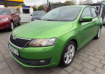 Skoda Rapid DSG*NAVI*SHZ*PDC