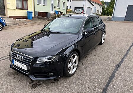 Audi A4 Avant Ambiente LED Xenon SHZ 18 Zoll