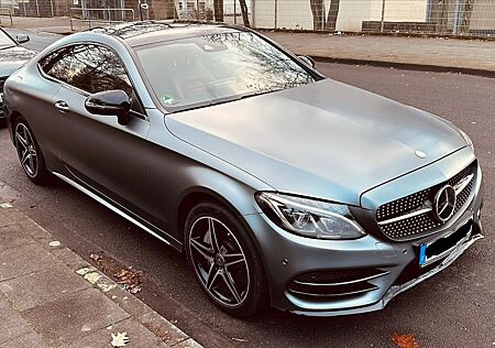 Mercedes-Benz C 400 4MATIC AMG Line 9G-Tronic mit Carplay