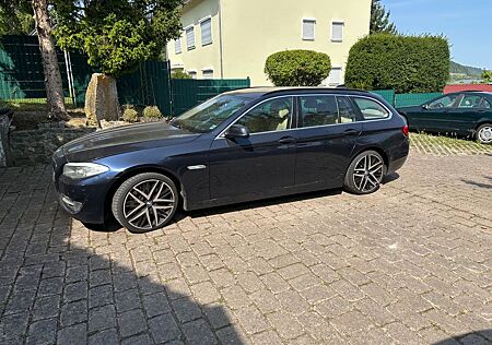 BMW 530d xDrive Touring - Automatik, Top Zustand