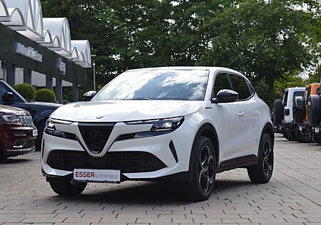 Alfa Romeo Junior Ibrida 1.2 VGT 48V-Hybrid 136PS Speciale