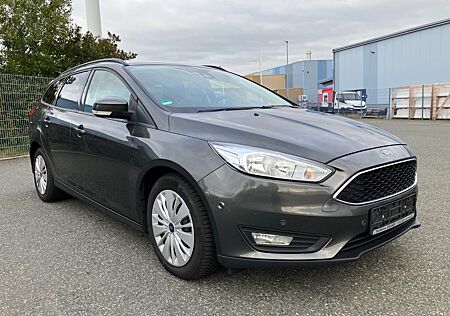 Ford Focus Turnier Business 1-Hand