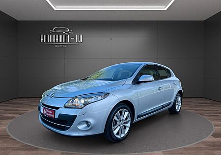 Renault Megane III/HU neu/Bi-Xenon/Navi/Leder/8-fach Alu
