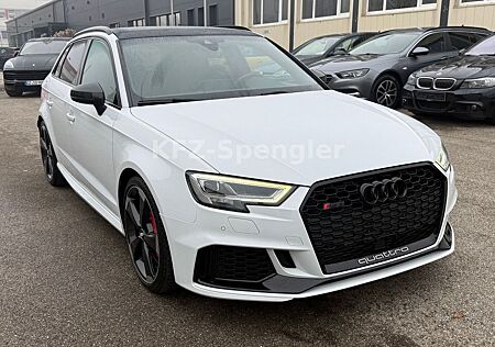 Audi RS3 B&O Matrix Pano Virtual Carbon RS-Sitze TOP!