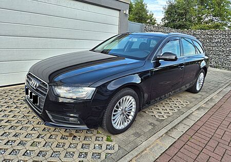 Audi A4 3.0 Ambiente, 2. HD, Pano, Xenon, 8xAlu, AHK