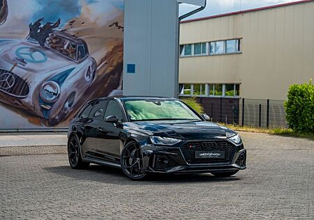 Audi RS4 AVANT 25 Jahre Edition/NEUWAGENZUSTAND/VOLL