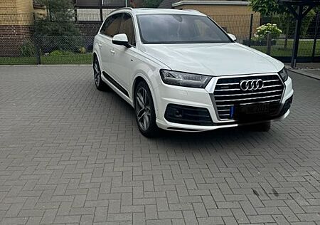 Audi Q7 3.0 TDI quattro tiptronic -