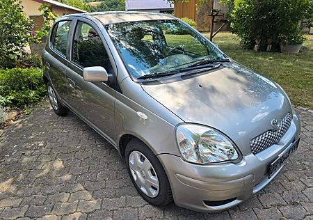 Toyota Yaris 1.3 - 1.Hand*Klima*HU*KD neu