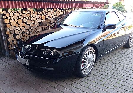 Alfa Romeo GTV gebraucht kaufen Alfa Romeo GTV 3.2 V6 GTA