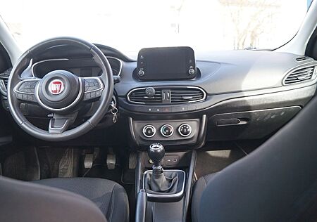 Fiat Tipo 1,6 M-Jet, City Life130PS Tempomat,6-Gang