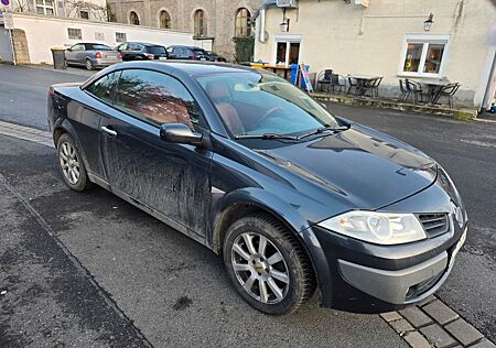 Renault Megane 2.0 Klimatr 1.Hand Leder Panorama Sihzg