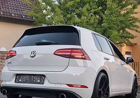 VW Golf Volkswagen 7 GTI Facelift 2.Hand -Scheckheft Top