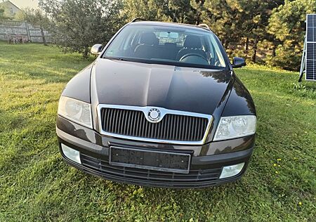 Skoda Octavia 1.6 mpi lpg 102ps