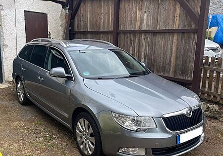 Skoda Superb 2.0 TDI Elegance Combi Elegance