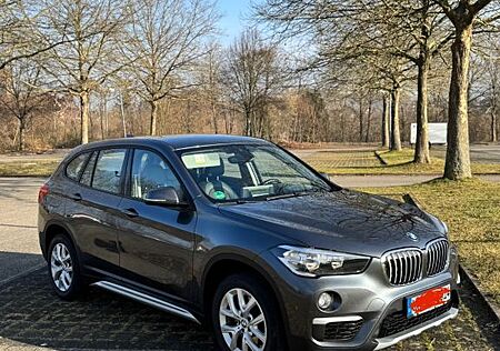 BMW X1 xDrive20i Advantage Steptronic Advantage