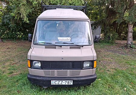 Mercedes-Benz Vario
