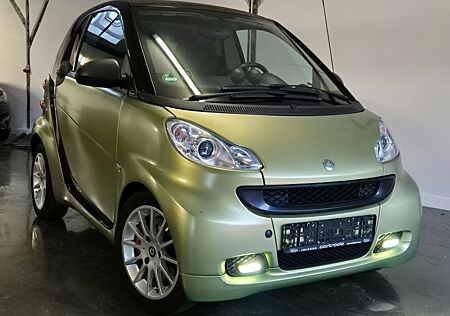 Smart ForTwo coupe Micro Hybrid Drive 52kW, Navi, AHK