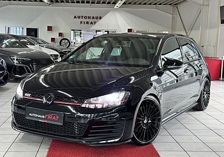 VW Golf Volkswagen VII GTI BlueMotionTech