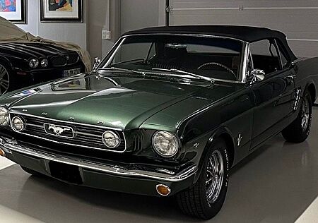 Ford Mustang gebraucht kaufen Ford Mustang GT Convertible Restaurierung