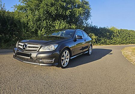 Mercedes-Benz 220 C220 CDI Coupe AMG