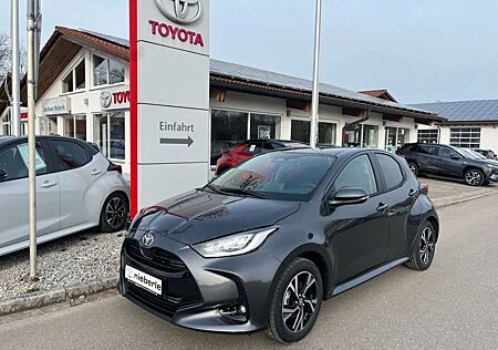 Toyota Yaris Hybrid Teamplayer mit Comfort Paket