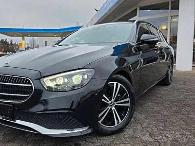 Mercedes-Benz E 220d-MOD-2021"PANORAMA+LED+LEDER+KAM+AHK+TOP