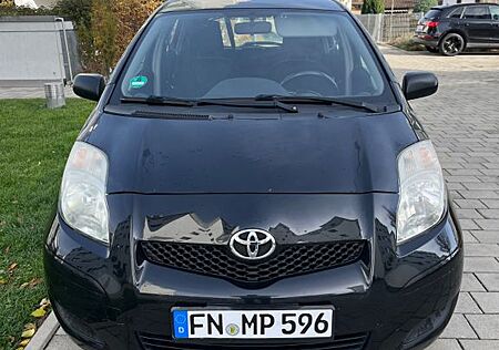 Toyota Yaris 1,33-l-Dual-VVT-i Cool Cool