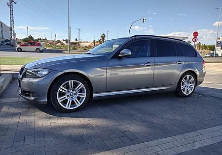 BMW 318d Touring -Sport.Pano.Navi.Klima.Temp.PDC
