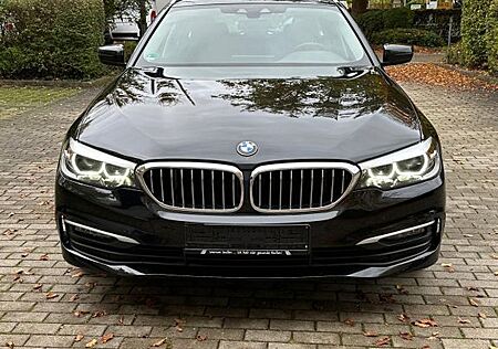 BMW 520d Touring A -Panorama*1.Hand*Scheckheftgepfle