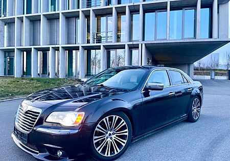 Lancia Thema 3.0 CRD Executive*Voll*20Zoll*TüvNeu*Pano*