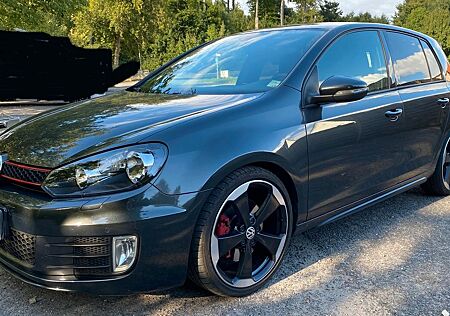 VW Golf Volkswagen 2.0 TSI DSG GTI GTI
