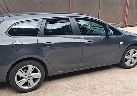 Opel Astra Sports Tourer 1.4 Turbo 103kW ...
