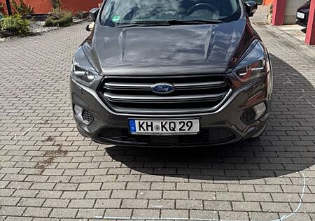 Ford Kuga 1.5 EcoBoost 4x4 Automatik ST Line
