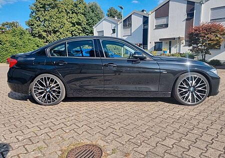 BMW 320d Sport Line/Autom./Navi/Schiebed./20'M-Felge