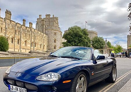 Jaguar XK8 Cabriolet Arden Inspektion TÜV Neu