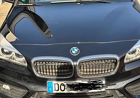 BMW 2er 220 Active Tourer 220i -