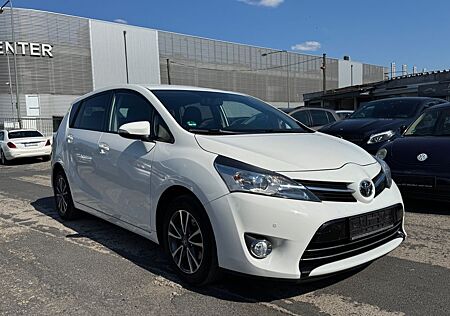Toyota Verso 2.0D*7SITZE*KLIMAAUTO*KAMERA*NAVI*TEMPOMAT