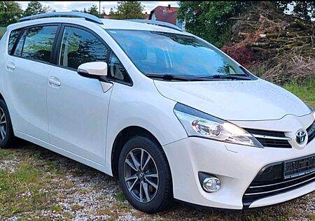 Toyota Verso 1.8l *7-Sitzer*TÜV 06/26*1.Hand