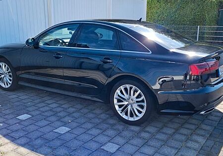 Audi A6 2.0 TDI 140kW ultra NAVI + KAMERA + 19 " ALUS