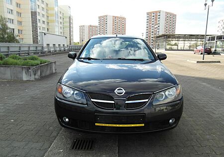 Nissan Almera 1.5 *Klima*