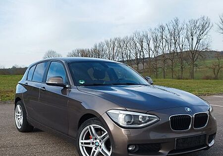 BMW 116d EfficientDynamics Edit. Urban Line Urba...